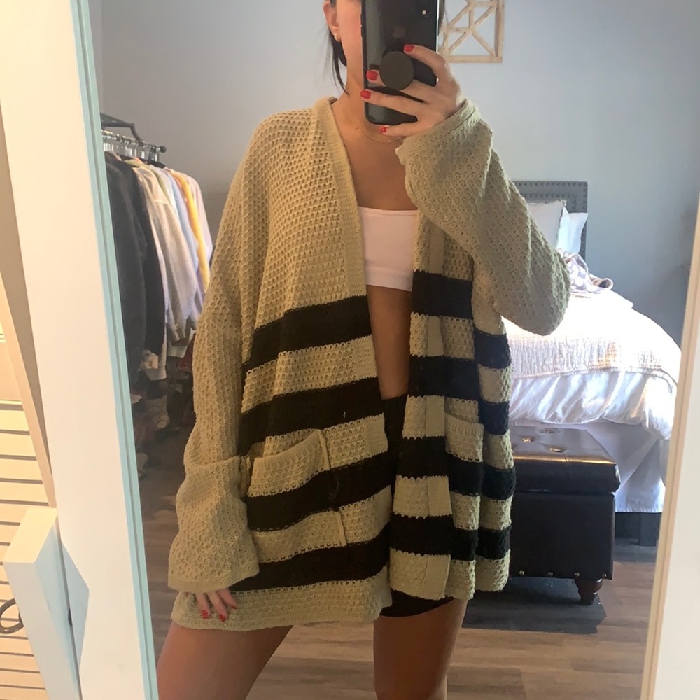 BDG Oversized Cardigan